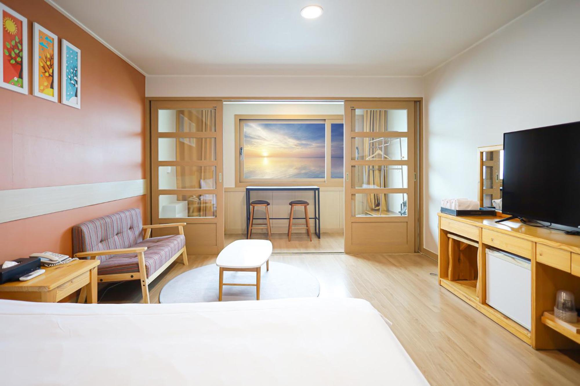 Fantastic Ocean View Sydney Hotel Чеджу Екстериор снимка