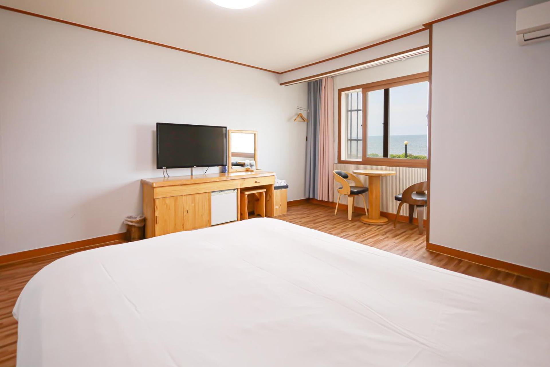Fantastic Ocean View Sydney Hotel Чеджу Екстериор снимка