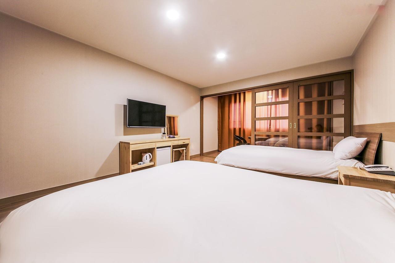 Fantastic Ocean View Sydney Hotel Чеджу Екстериор снимка