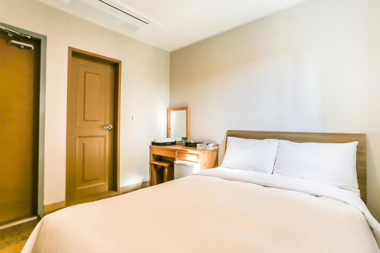 Fantastic Ocean View Sydney Hotel Чеджу Екстериор снимка