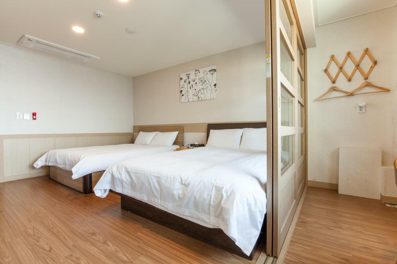 Fantastic Ocean View Sydney Hotel Чеджу Екстериор снимка