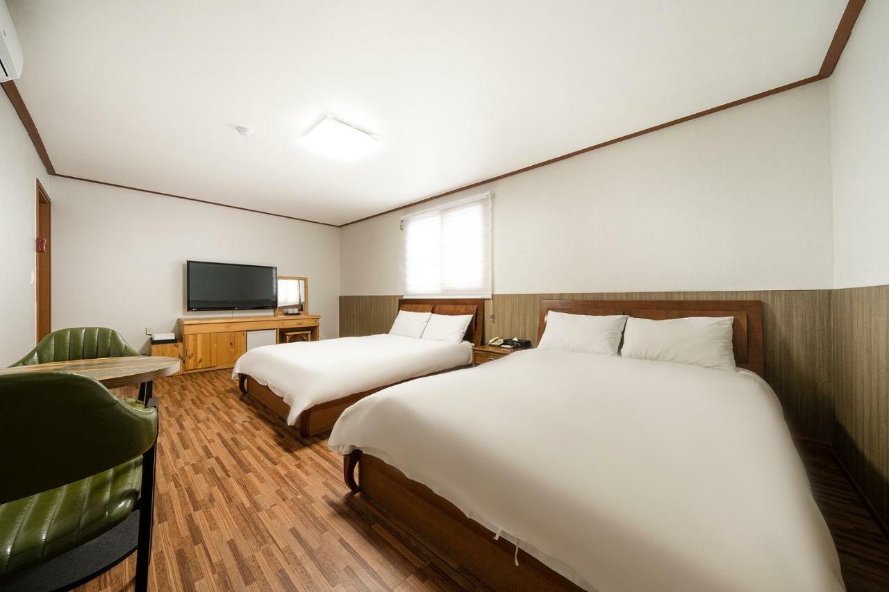Fantastic Ocean View Sydney Hotel Чеджу Екстериор снимка